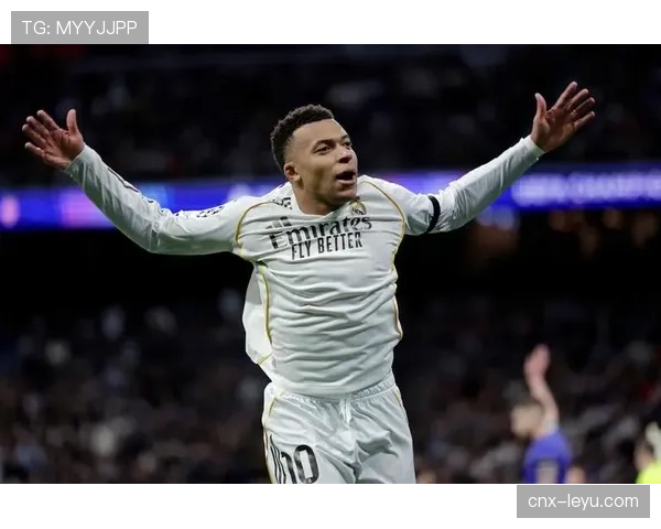 皇马边锋维尼修斯对阵摩纳哥贡献助攻 其速度与突破数据助力球队边路进攻 皇马边锋维尼修斯对阵摩纳哥贡献助攻 其速度与突破数据助力球队边路进攻